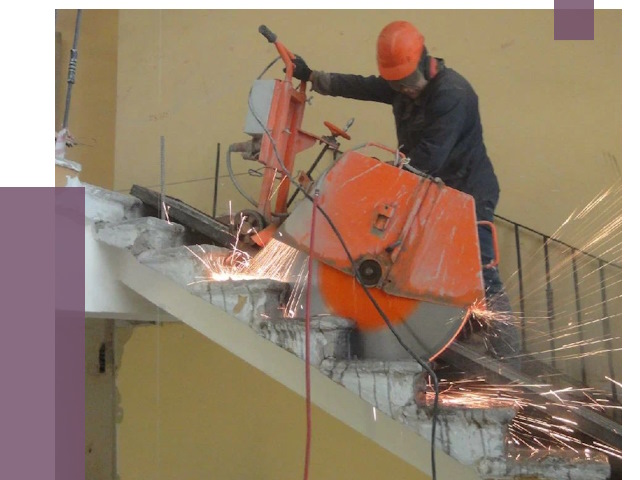 Демонтаж бетонных лестниц в Юрге от 4813 руб. за м2 | ПРОЛЁТ-Юрг