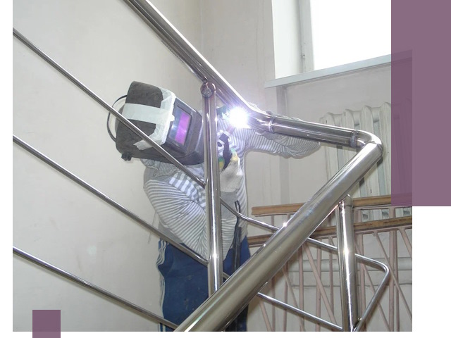 Монтаж перил и ограждений качественно в Юрге