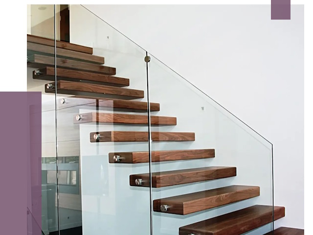 Стеклянные перила для лестницы в Юрге от 15509 руб.