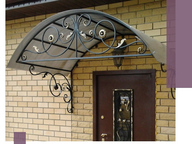 Изготовление козырьков из металла под ключ в Юрге