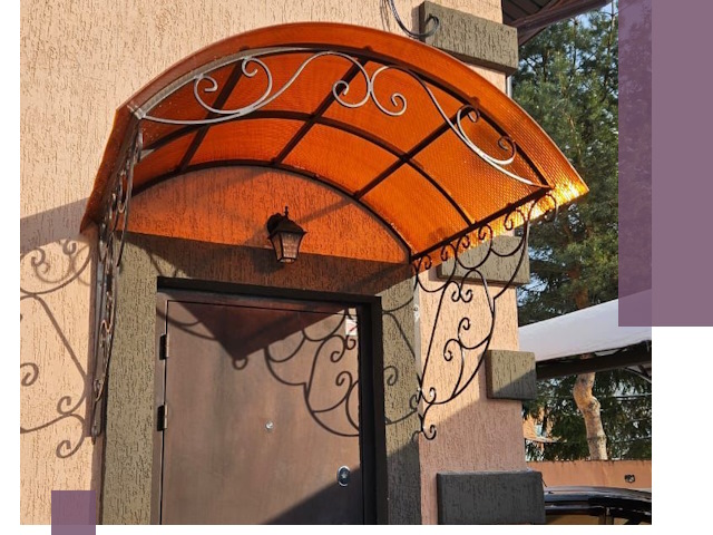 Демонтаж козырьков в Юрге быстро и безопасно